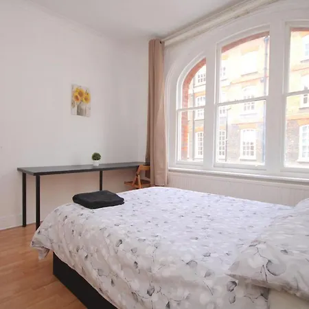 Great Flat Located In Trendy Soho Apartment London Exterior photo