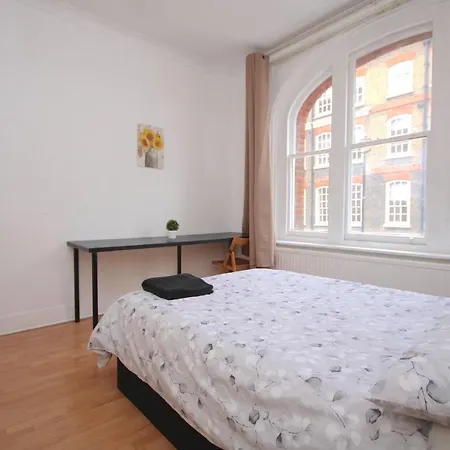 Great Flat Located In Trendy Soho Apartment London Exterior photo